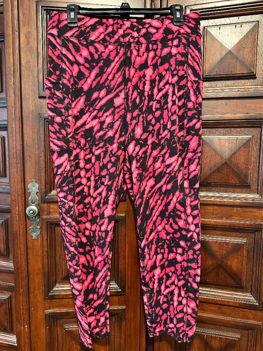 2XL POP FIT Stella Crop Leggings with deep pockets Pink & Black